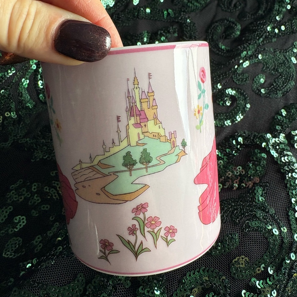 Vintage Sleeping Beauty Princess Aurora Tea cup - Picture 6 of 10